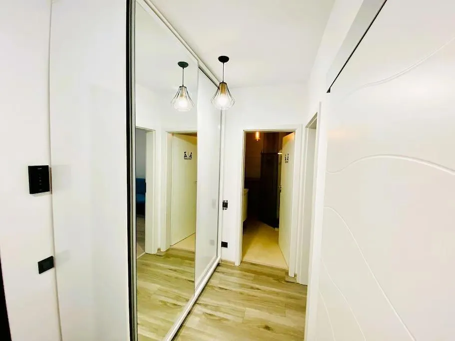 Blue Plaza Studio Apartment Bucharest Romania