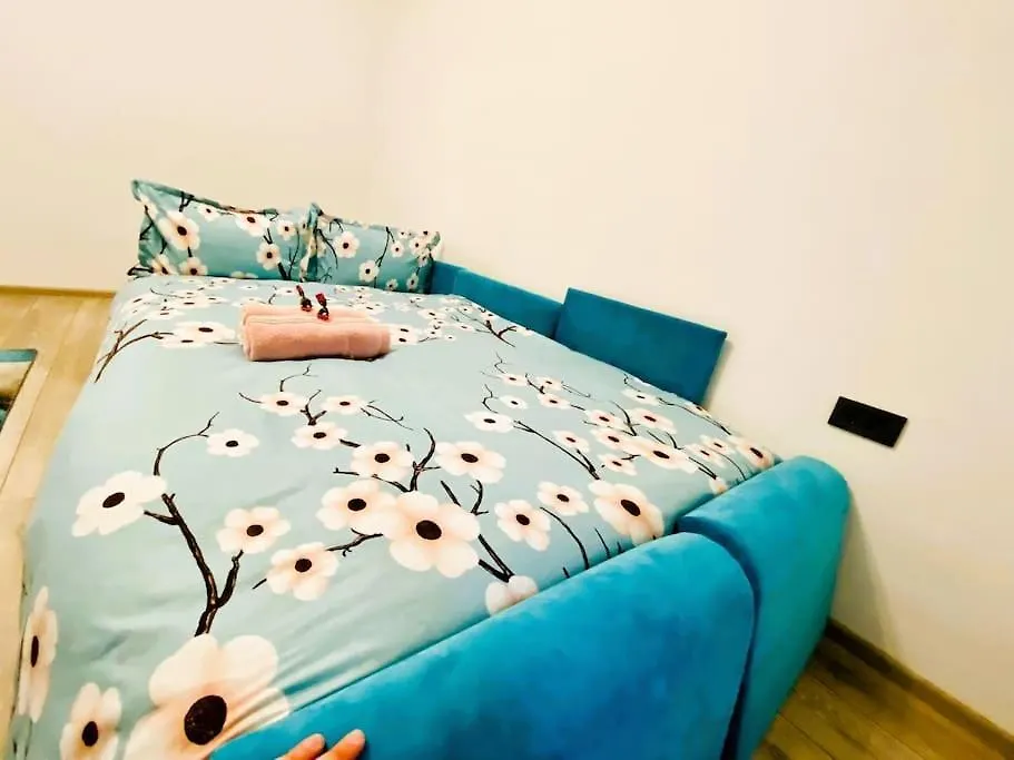 Blue Plaza Studio Διαμέρισμα Βουκουρέστι